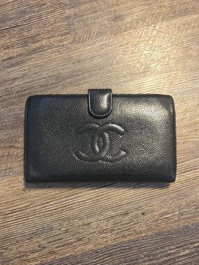 CHANEL Black Caviar Leather CC Kiss Lock Long Snap Wallet